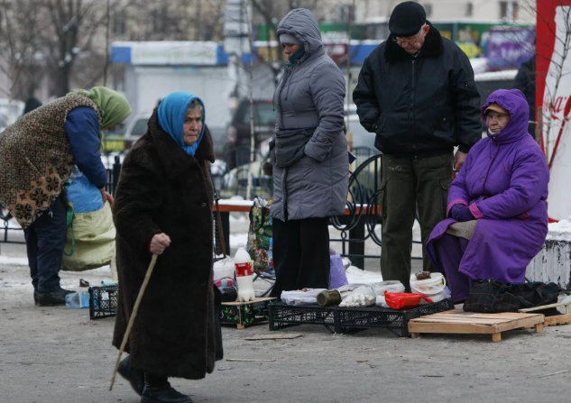 На улице уже и не поторогуешь