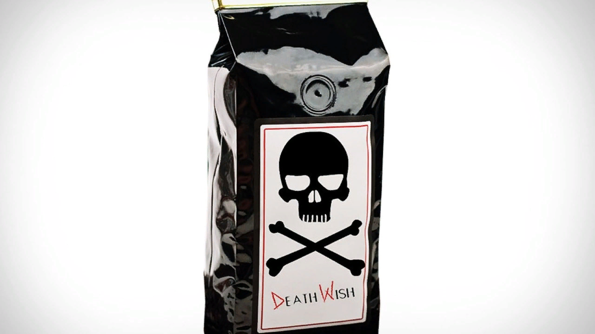 Last coffee. Самый крепкий кофе в мире Death Wish. Кофе предсмертное желание. Кофе с черепом. Мощный кофе.