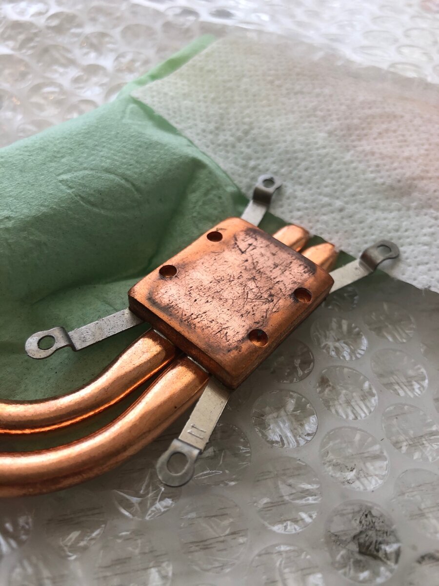 Вот так выглядит родная система охлаждения моего ноутбука MSI