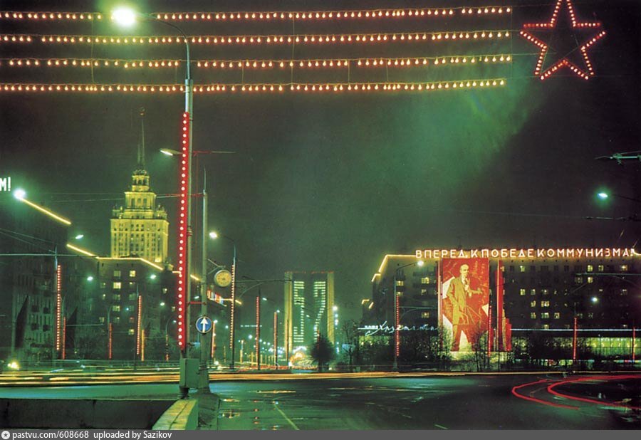 Кутузовский проспект: от бараков до сталинской высотки и автомобильного ...