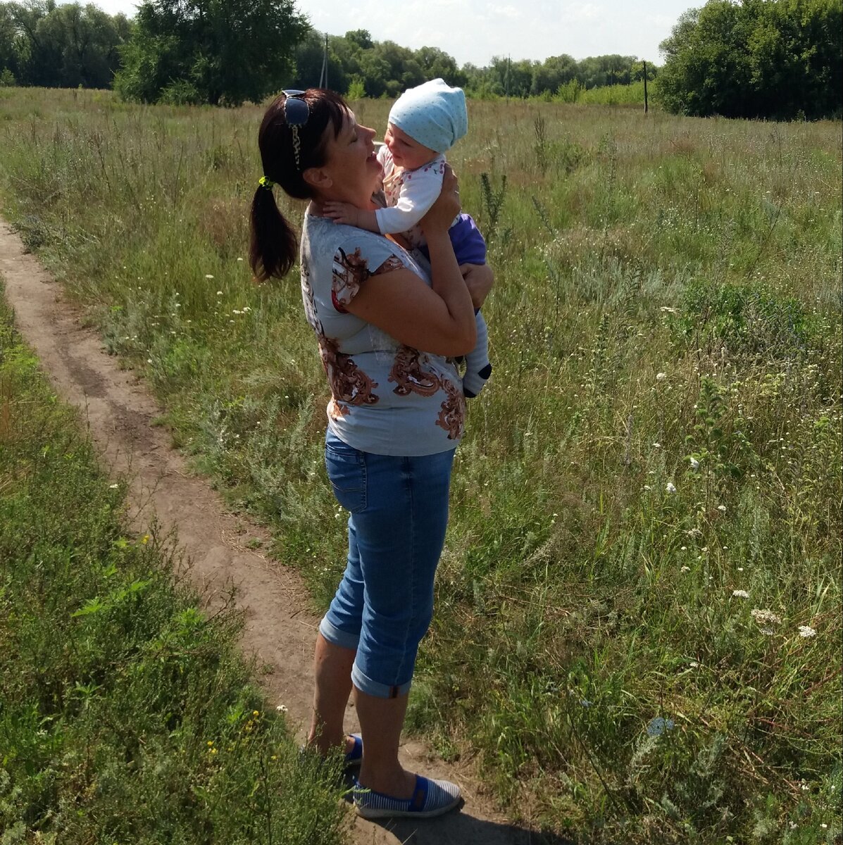 Подписывайтесь на канал, оставляйте комментарии