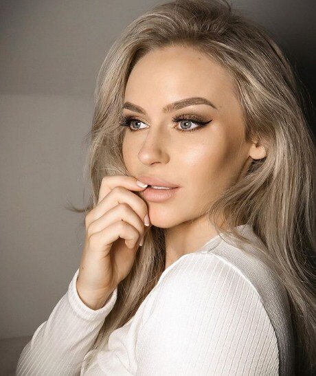 Фото: https://www.instagram.com/annanystrom/