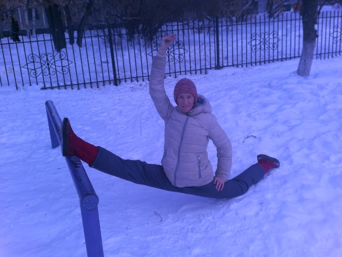 Даже на улице настигнет 