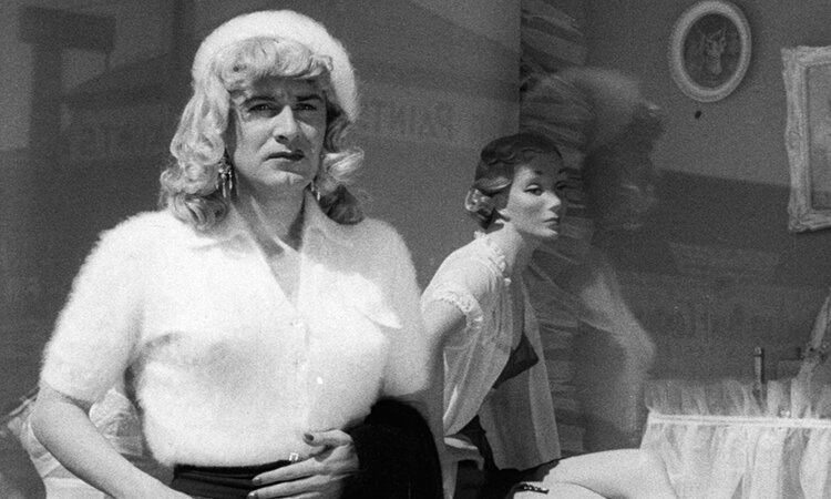 Кадр из фильма Эда Вуда "Глен или Гленда" - одного из первых американских фильмов о лице неопределившейся гендерной принадлежности.