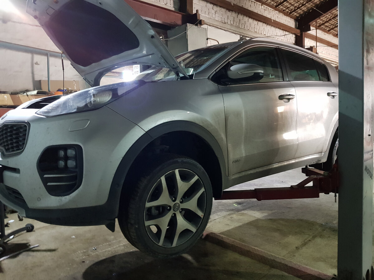 Замена масла в двигателе Kia Sportage 3