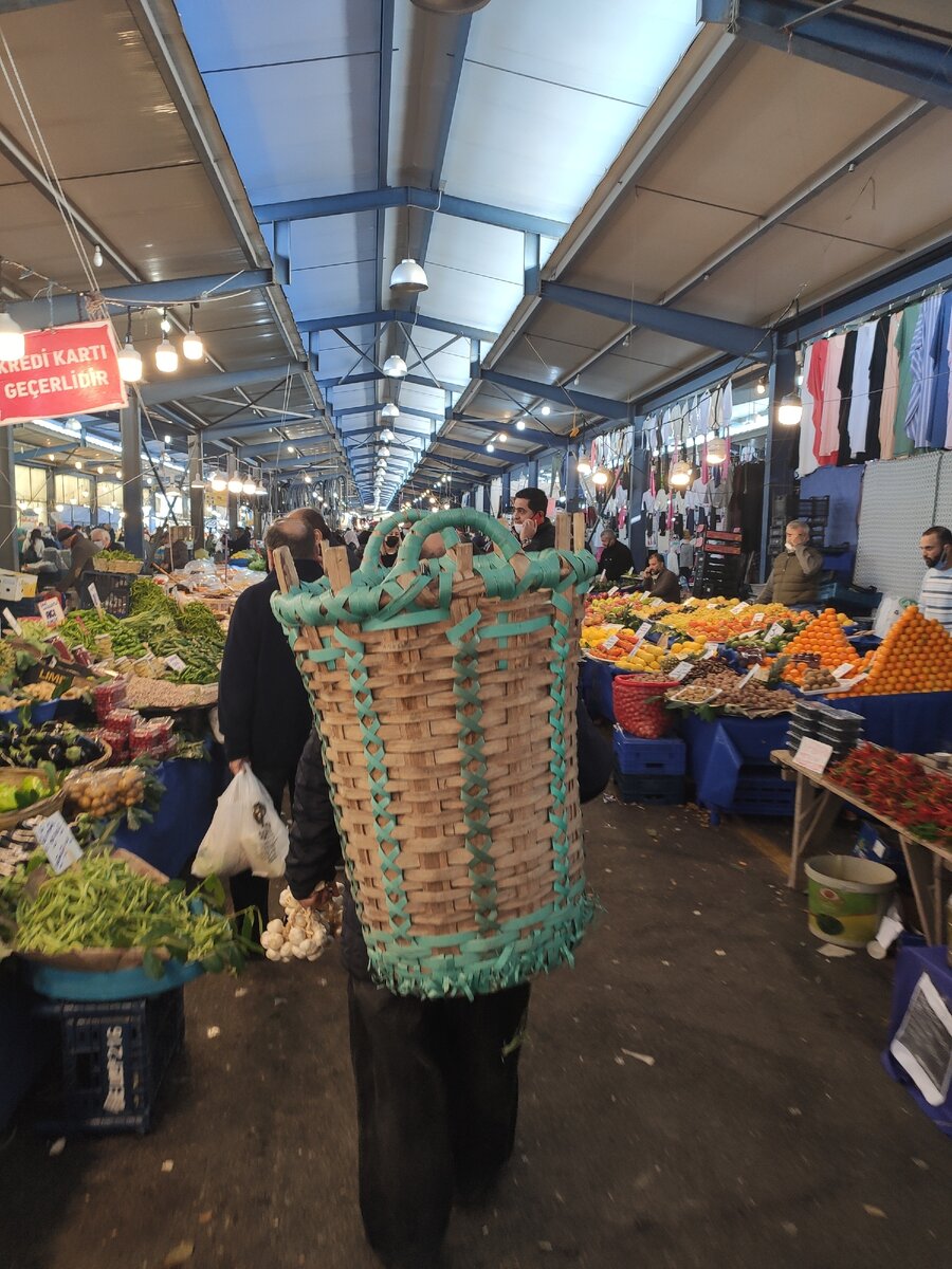 Гламурная доставочная корзинка