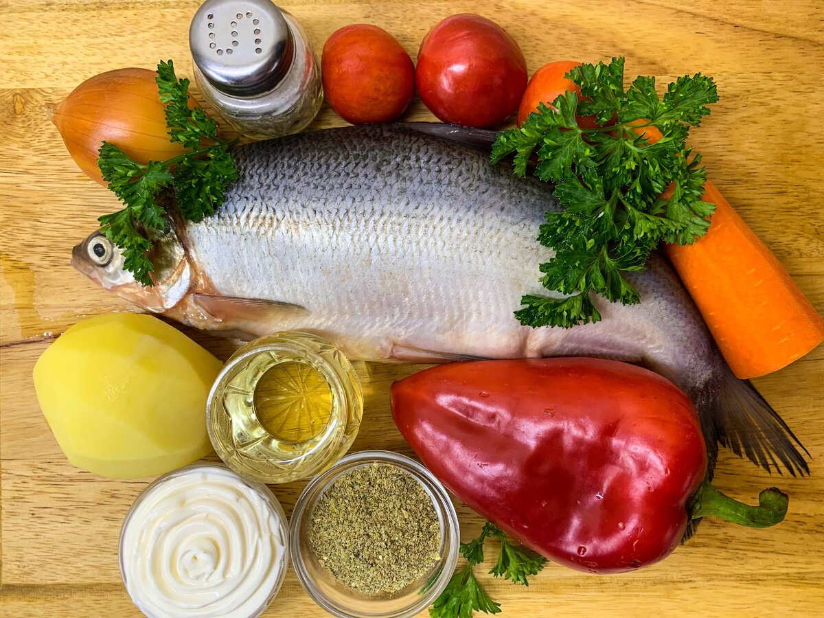 ингредиенты для приготовления филе пеляди с овощами
