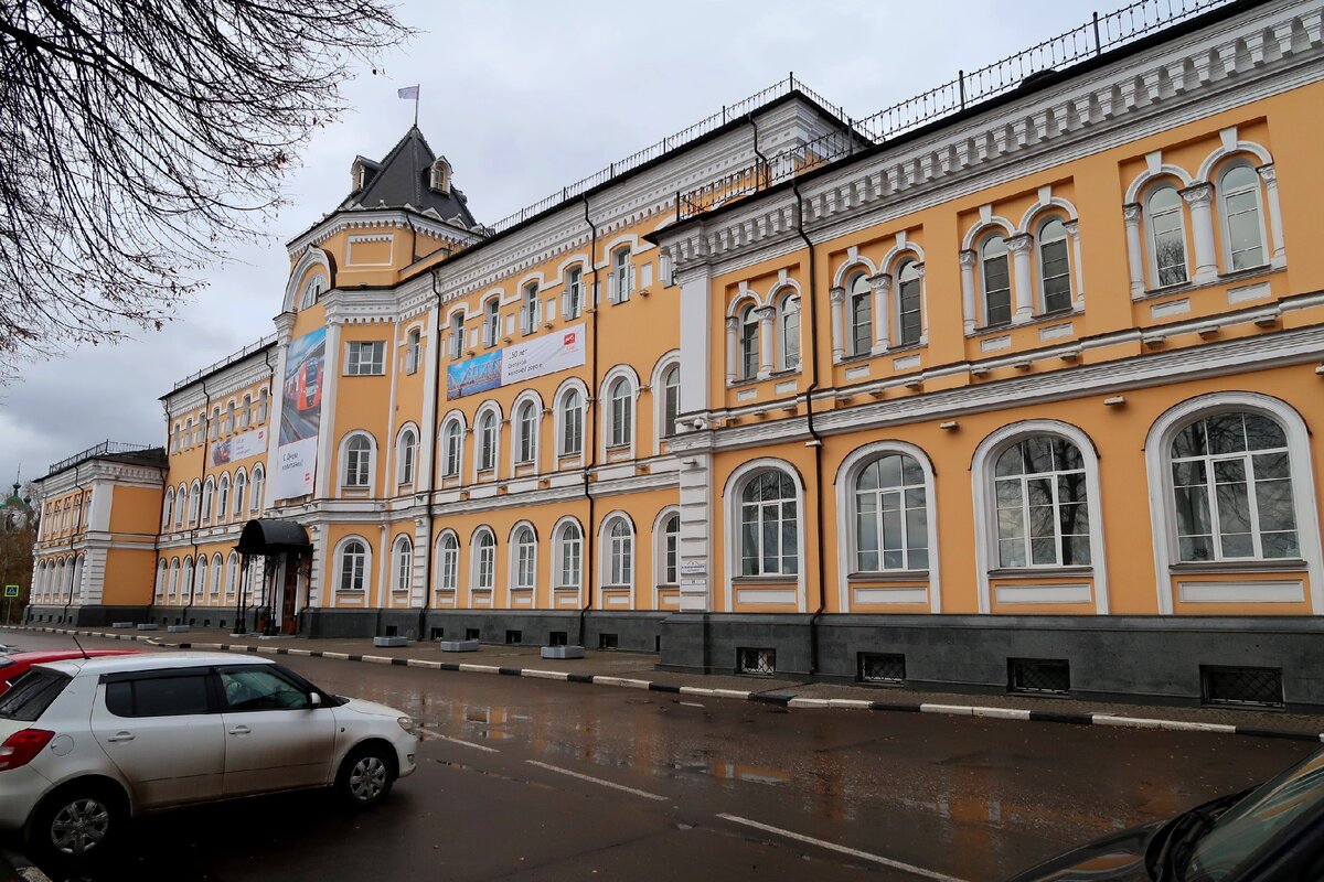 Волжская набережная Ярославля - три километра сплошных  достопримечательностей и красивых видов. | С пенсией по жизни | Дзен