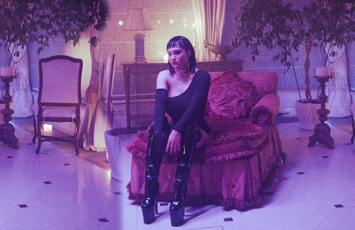 Александра Киселева. Кадры со съёмок фильма «Чиновник». Фото: Дарья Егудина