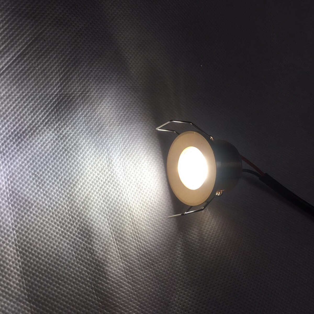 Светодиод в динамик