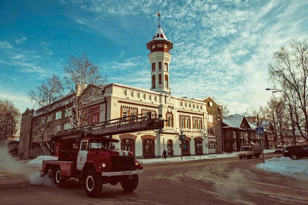 Syktyvkar Plywood Mill