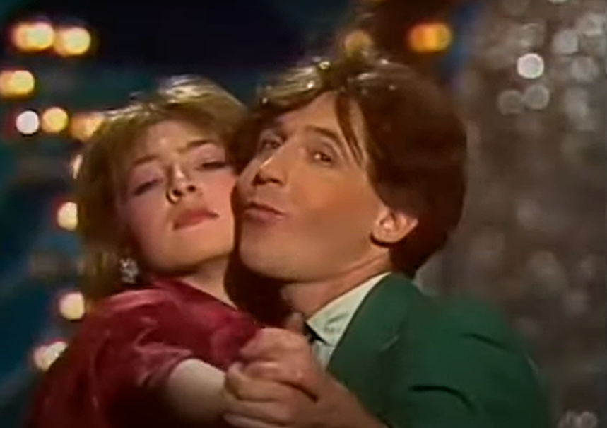 Екатерина Семёнова и Вячеслав Малежик в новогоднем "Шире круг", 1987 год. Фото: Гостелерадиофонд 