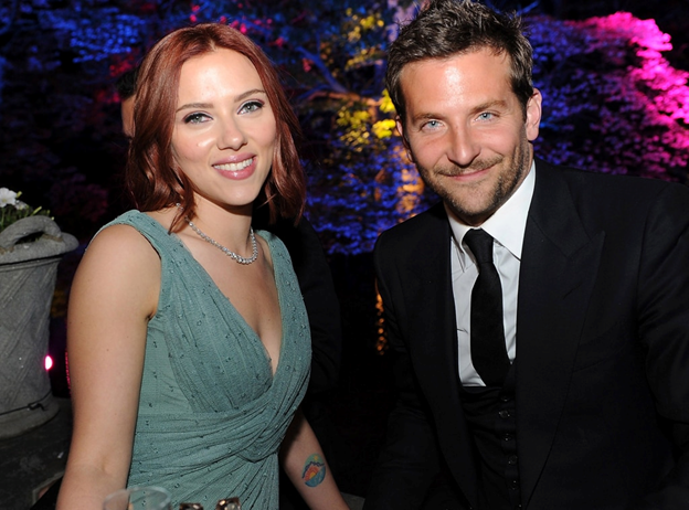 Скарлетт встречается с Бредли