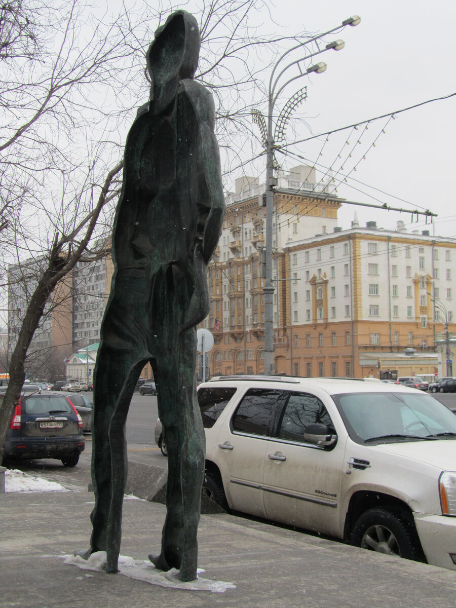 Странный Бродский на Садовом кольце без диабаза