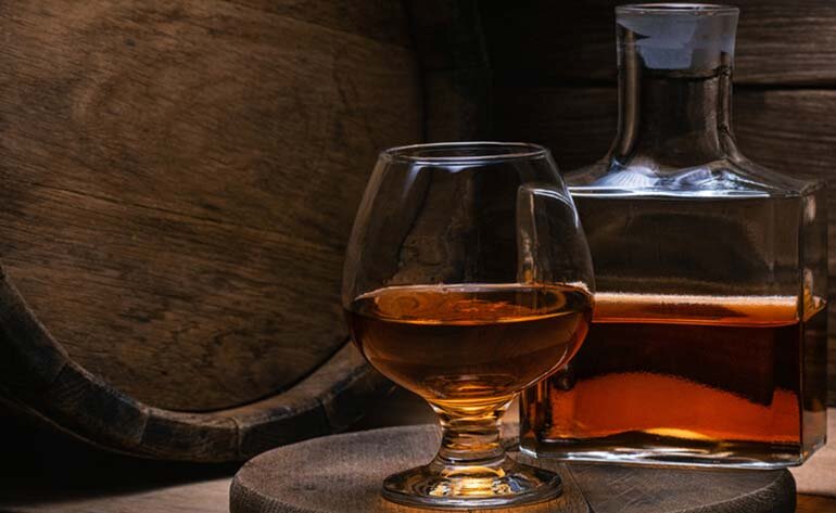 формировании запаха коньяка