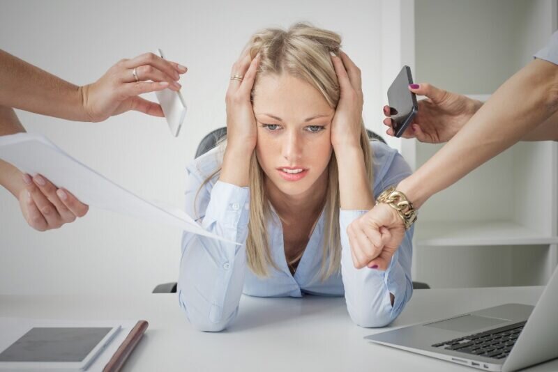 Неприятности на работе, проблемы в семье, финансовые затруднения – причины стресса могут быть разными.