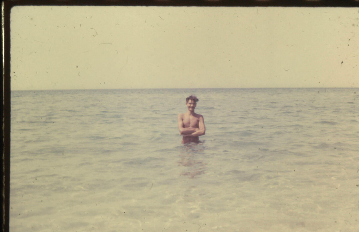 На той самой отмели.