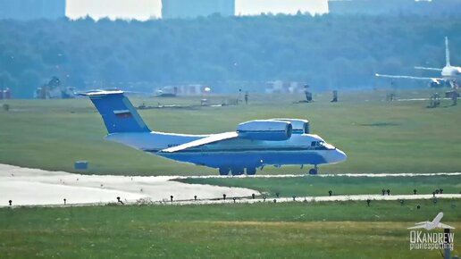 Как Эйрбас сел на хвост Ан-72. Самолет-чебурашка посадка с двойным реверсом в Шереметьево.