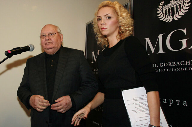    Михаил Горбачев и его внучка Ксения Вирганская, 2011 год. Фото: РИА Новости/ Валерий Левитин