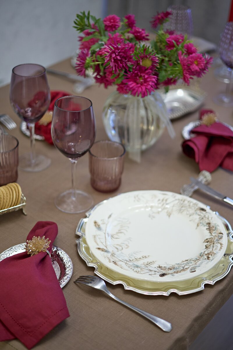 Данное сочетание отлично смотрится на столе! 