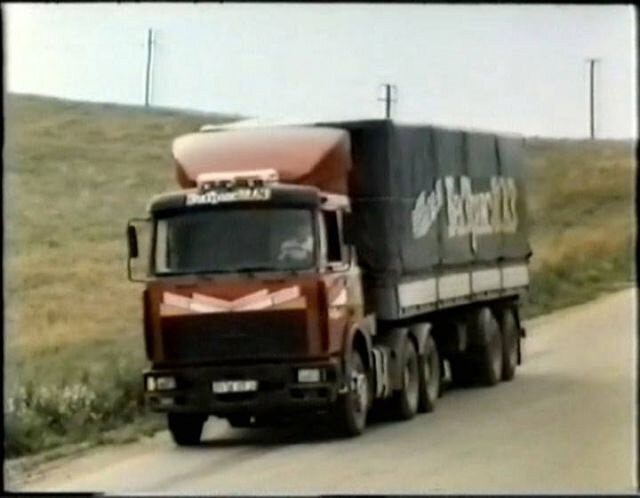 Кадр из фильма "Стервятники на дорогах". Источник фото: drive2.ru