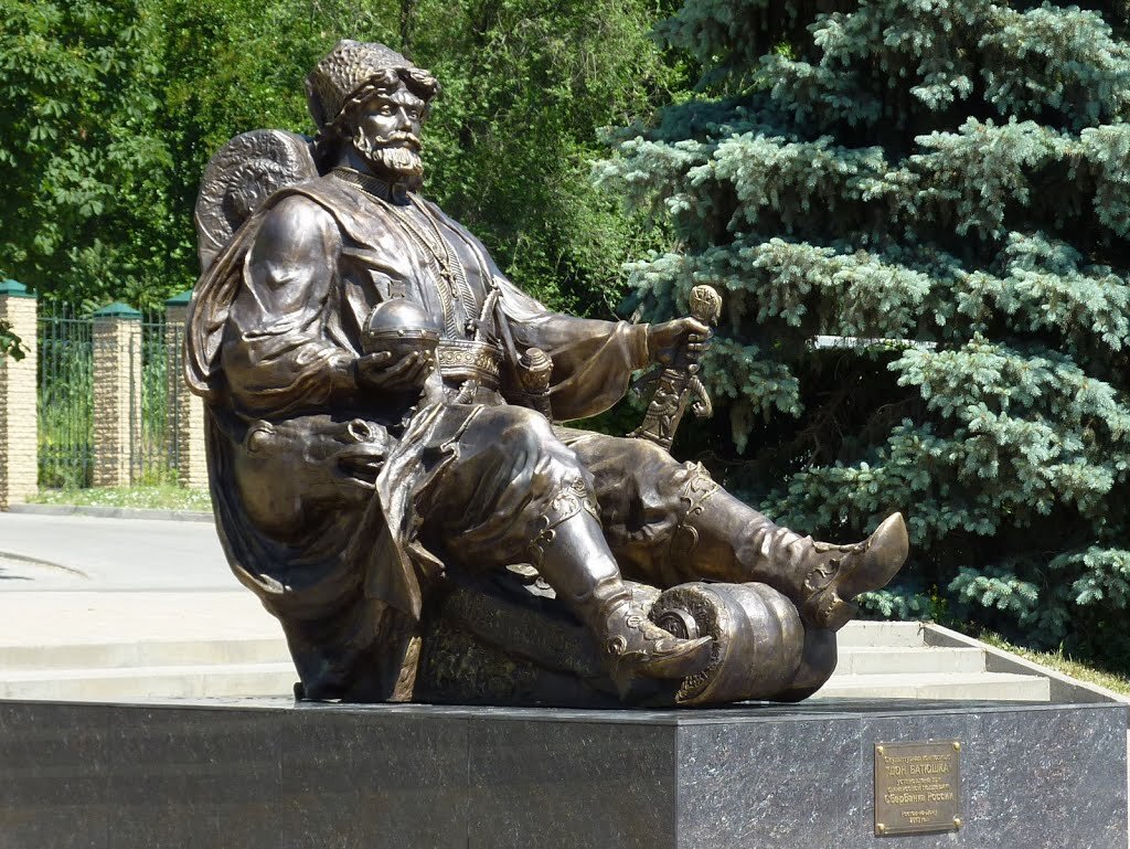 Дон-Батюшка, Ростов-на-Дону, Береговая улица. 