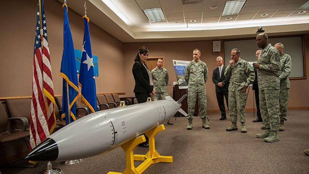 Тактическое ядерное оружие (ТЯО).