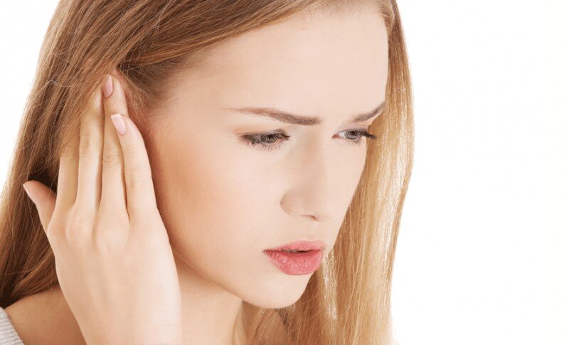   Ощущение заложенности уха – не самое приятное: нарушается слух, возникают болевые ощущения. Отчего это происходит? Меры для избавления от заложенности уха напрямую зависят от причины, ее вызвавшей.-2