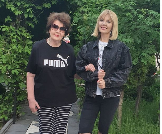 Валерия с мамой