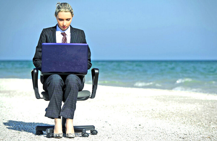 Современные технологии позволяют эффективно работать  из любой точки планеты