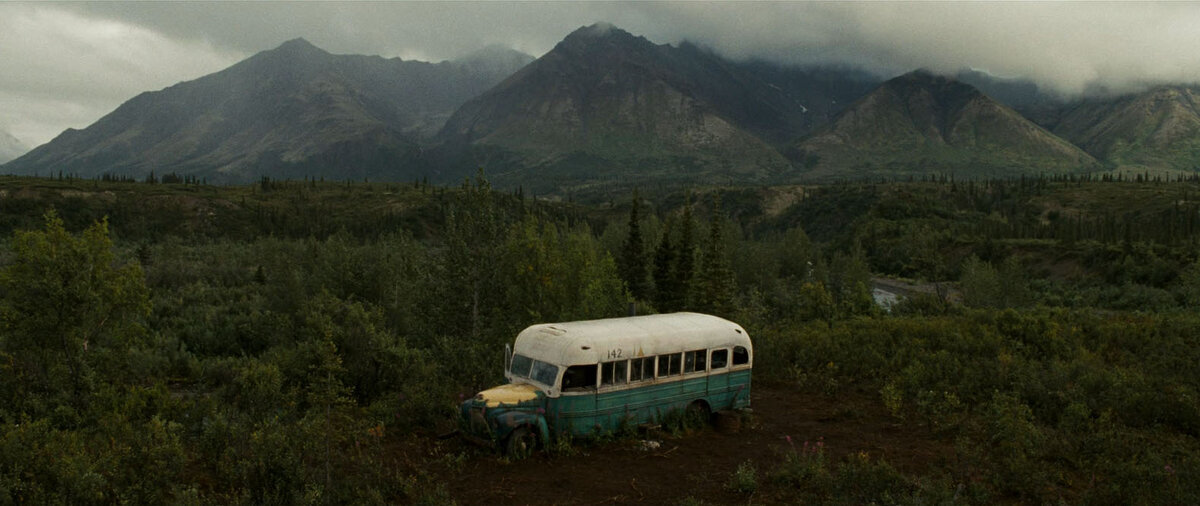 Кадр из фильма "В диких условиях"