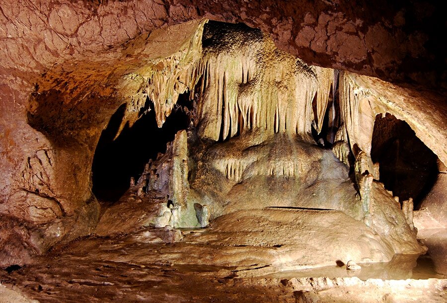 пещера Бачо Киро