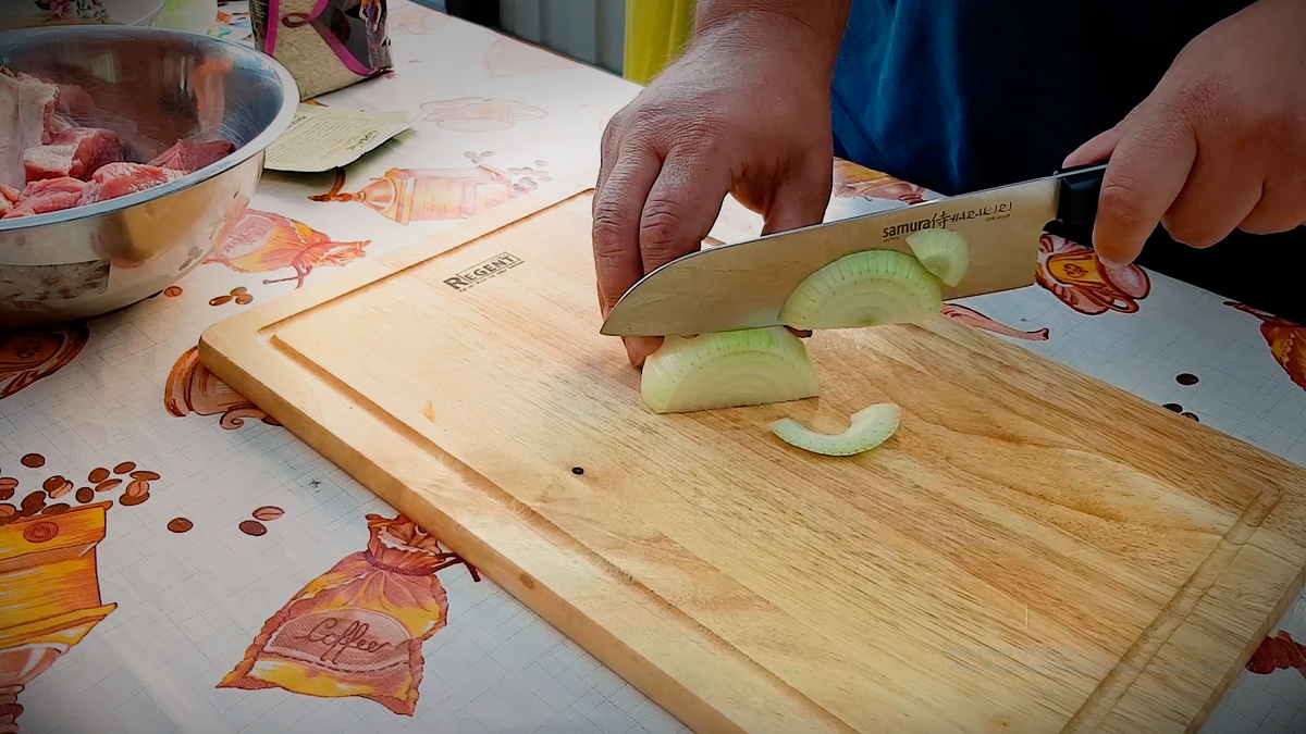 Нарезка лука