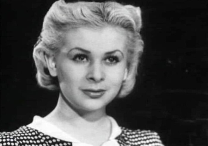 Валентина Серова