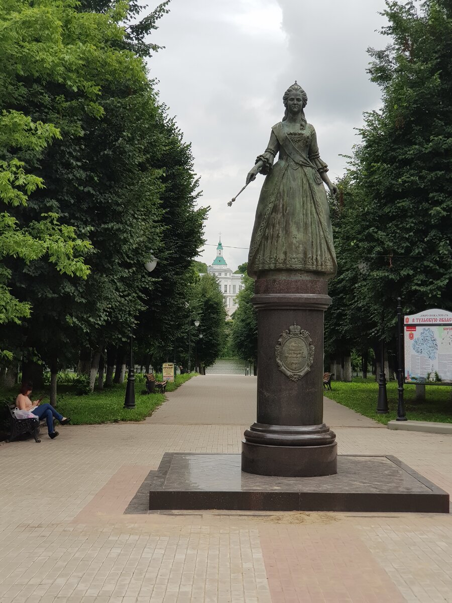 Фото автора. Памятник Екатерине II