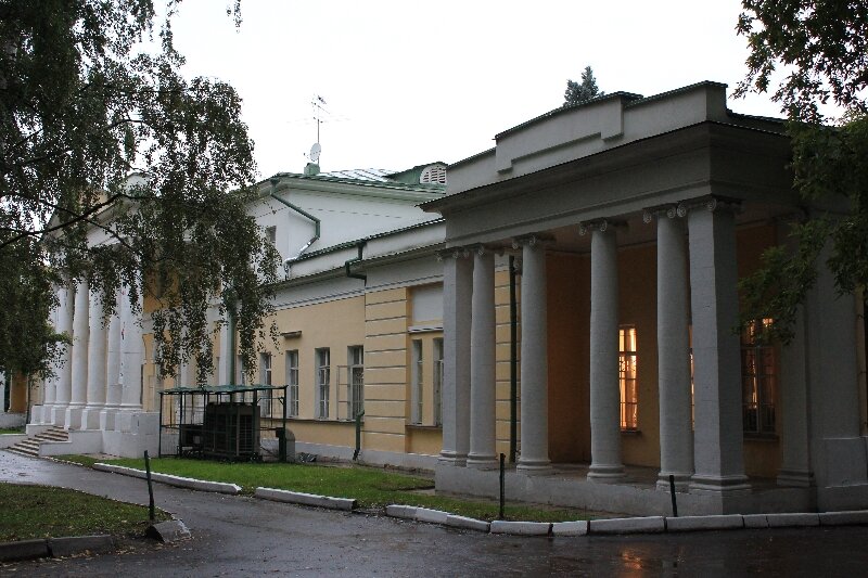 "Дача Строгановых" Фото с сайта http://apograf.ru/usadba_stroganovyh/