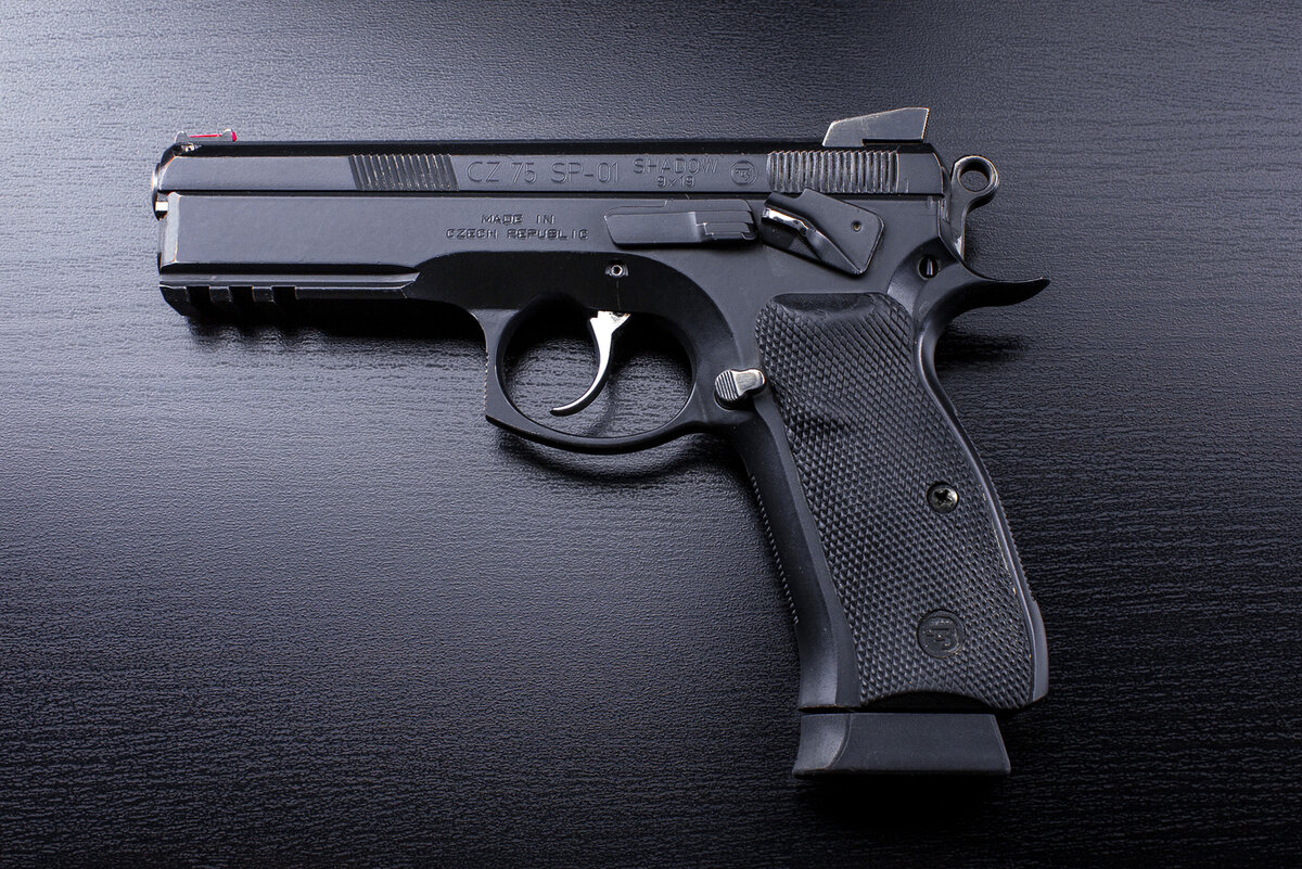 CZ SP-01 Shadow. Фото с сайта www.TheObject.ru