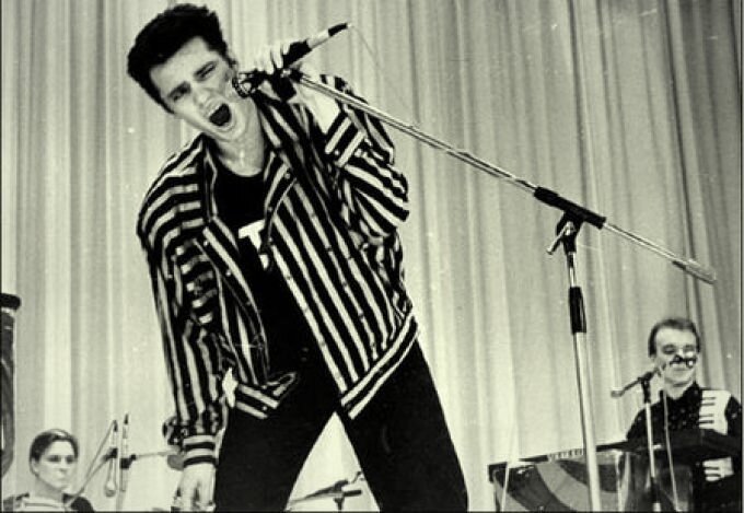 Михаил Борзыкин и группа «Телевизор». Живое выступление