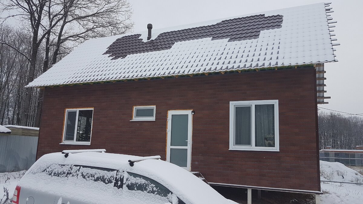 Кровля растопила снег