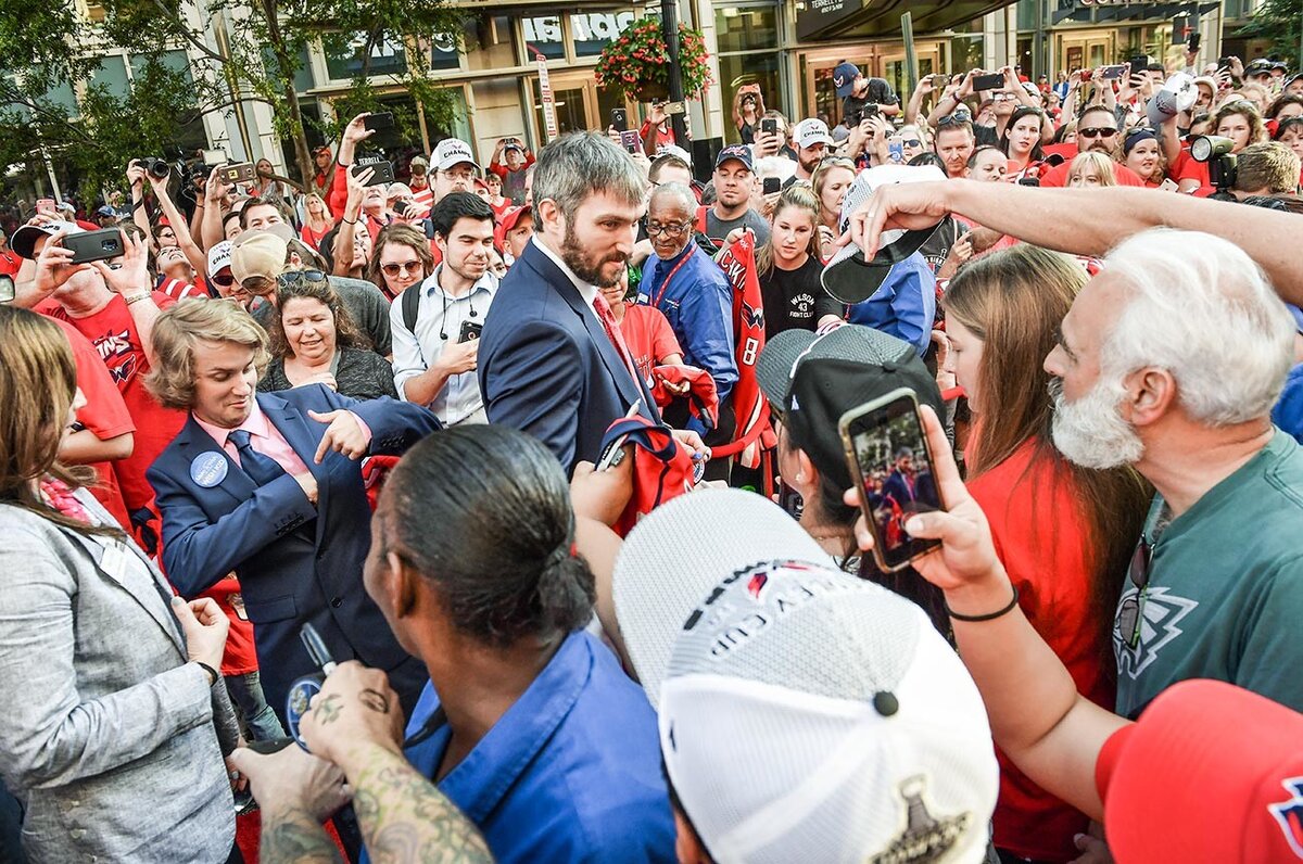 сша россияне живущие. американцы с русскими. процент русских в штатах сша. сша россияне живущие. американцы и россияне.