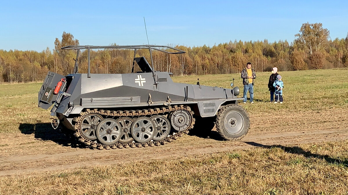 Обзор ходовой реплики БТР Sd.Kfz.250 на агрегатах «Жигулей» и «Волги» |  Moustank | Дзен