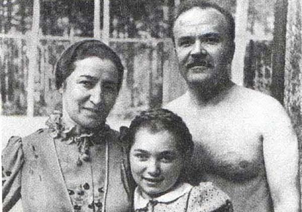 Вячеслав Молотов, Полина Жемчужина и их дочь