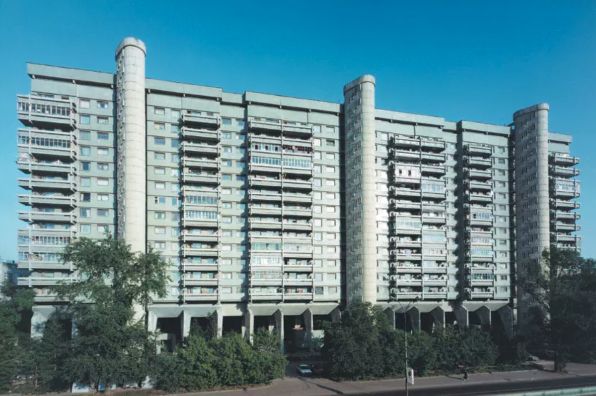 Дом на ножках москва проект Дом на куриных ножках в москве Фото