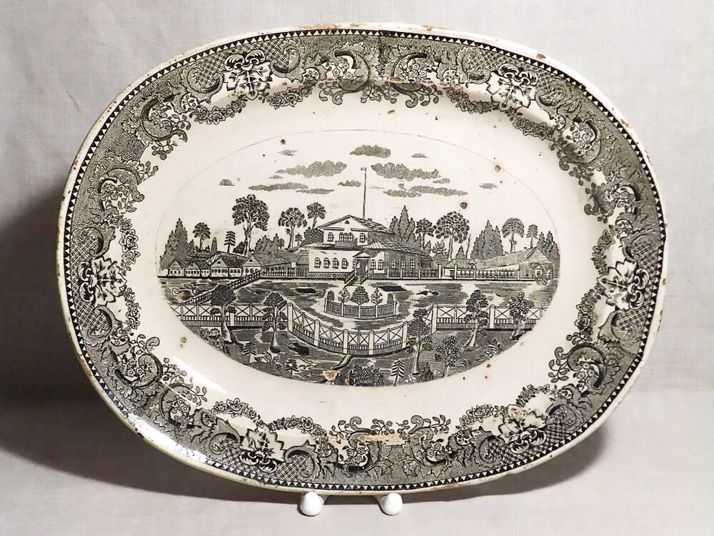 Яндекс.Картинки. Фарфоровая блюдо, Кузнецовский фарфор, конец 19-го века.