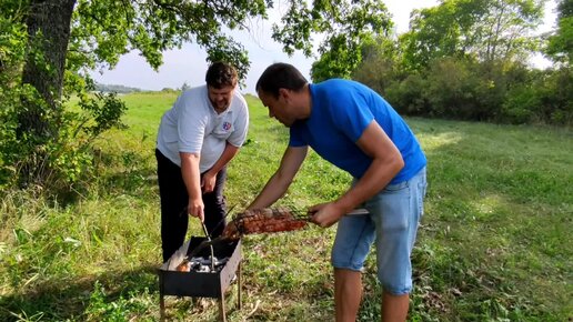 Отдых с блогерами на природе. Пожарили шашлыки. Поиграли на гитаре