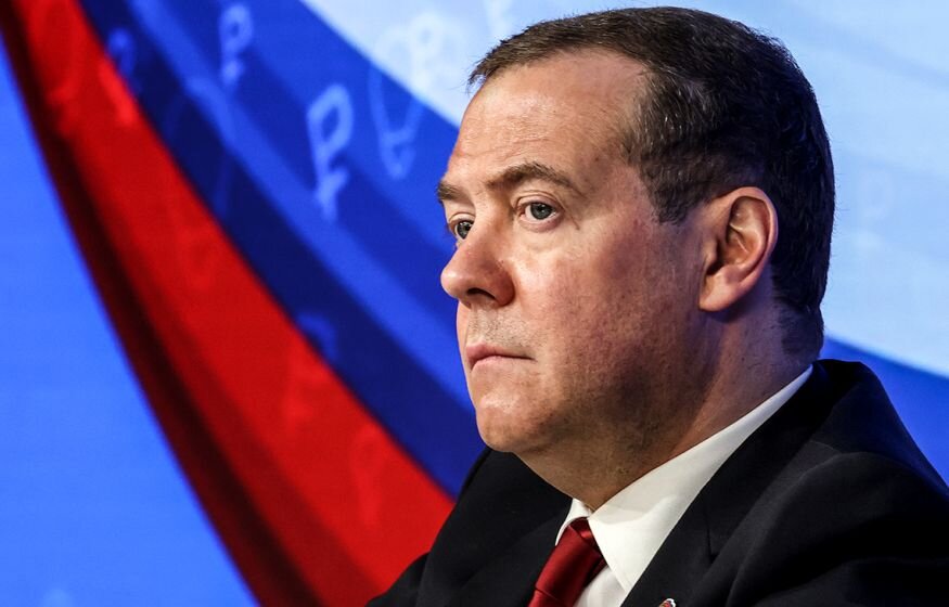    Цены на газ в Европе обрушились после прогноза Медведева о росте до 5 тысяч долларов