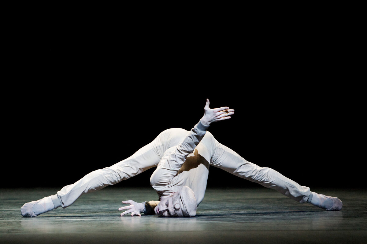 Эдвард Уотсон в балете Кеннета Макмиллана "Другой барабанщик", ROH. © Johan Persson, 2008  