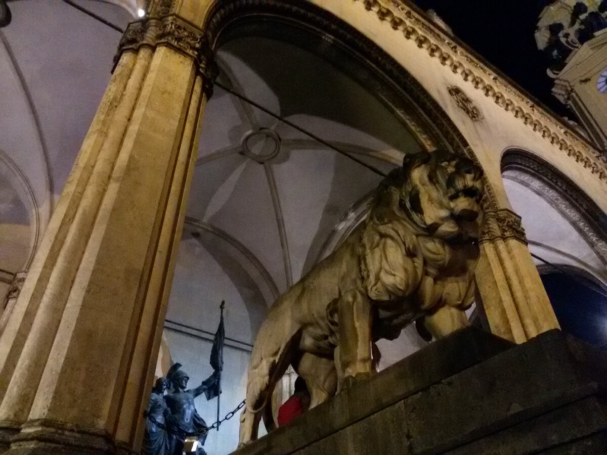 Мюнхен, Одеонплац (фото автора)