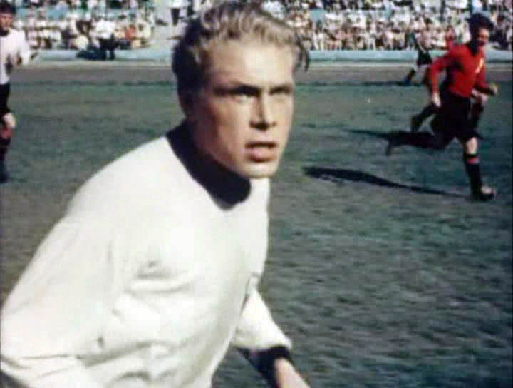 Спортивная честь. Спортивная честь 1951. Спортивная честь фильм 1951. Спортивная честь 1951 кадры из фильма. Фильмы про советских спортсменов.