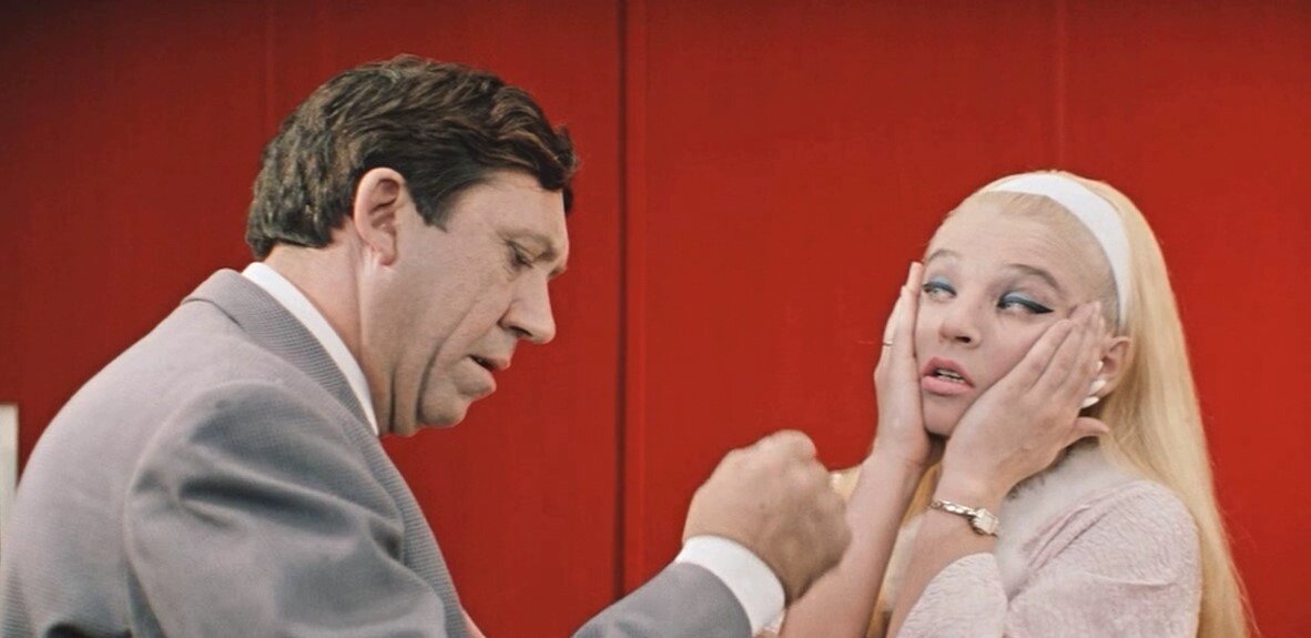  Сеня золотая и бриллиантовая ручка.